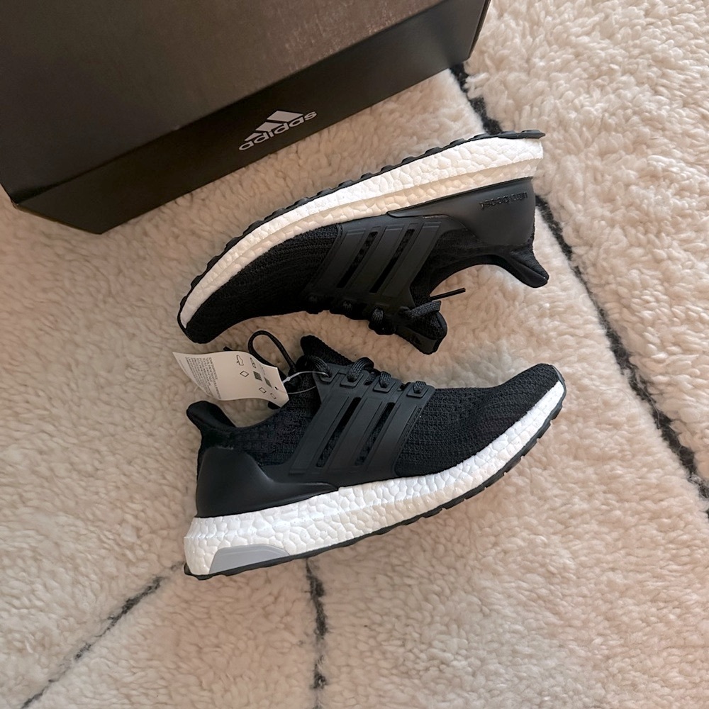 NWT Adidas ultra boost